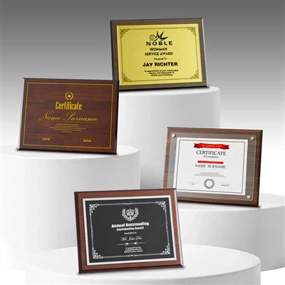 Placa de pensionare din lemn